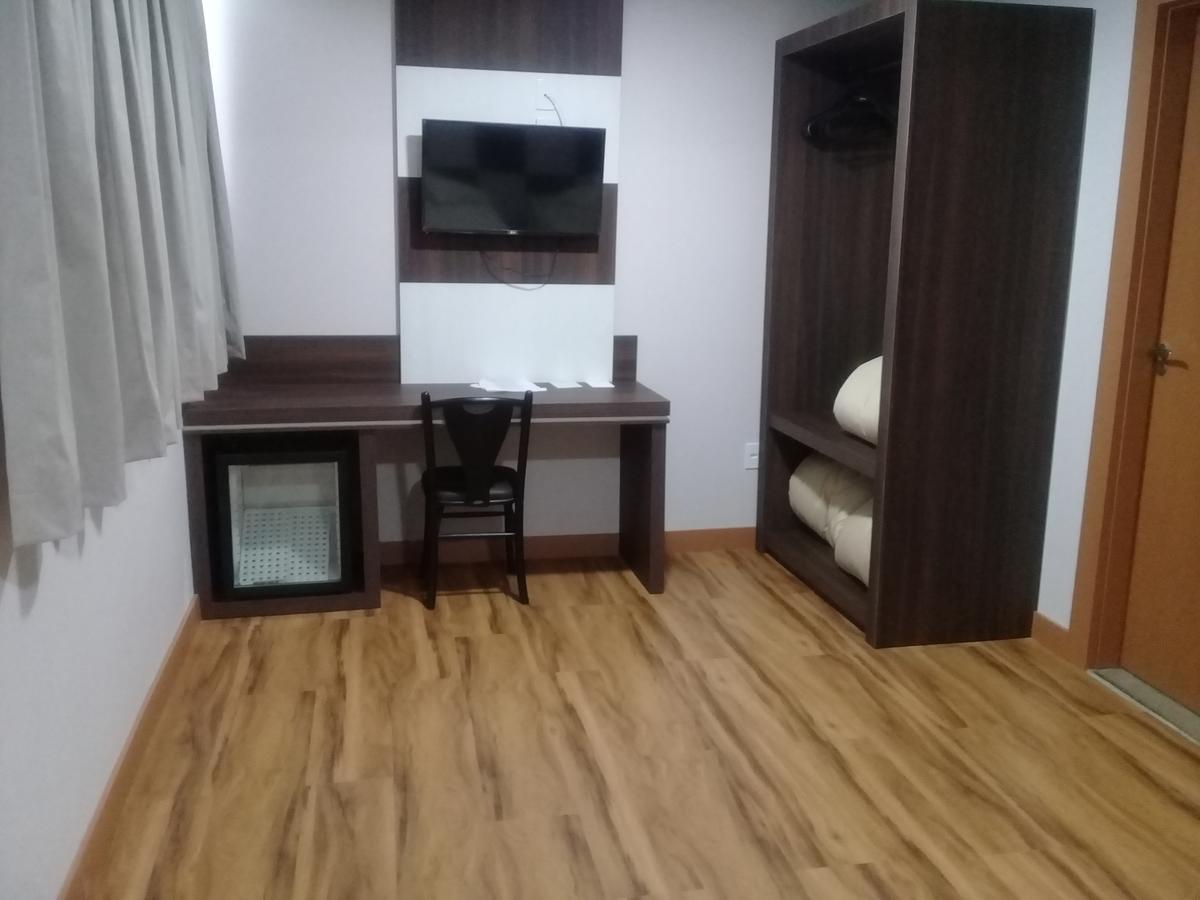 Hotel Maestro Villa Do Lago Toledo المظهر الخارجي الصورة
